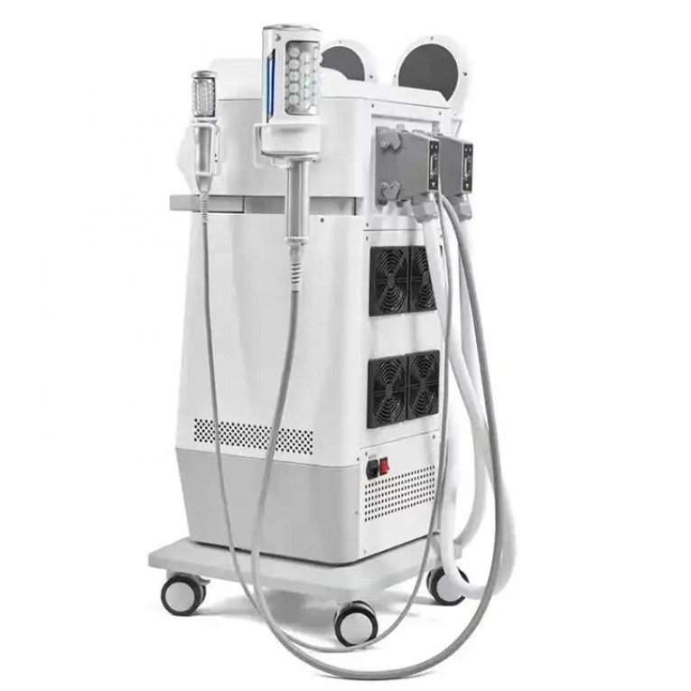 photo_2025-03-04_22-03-21